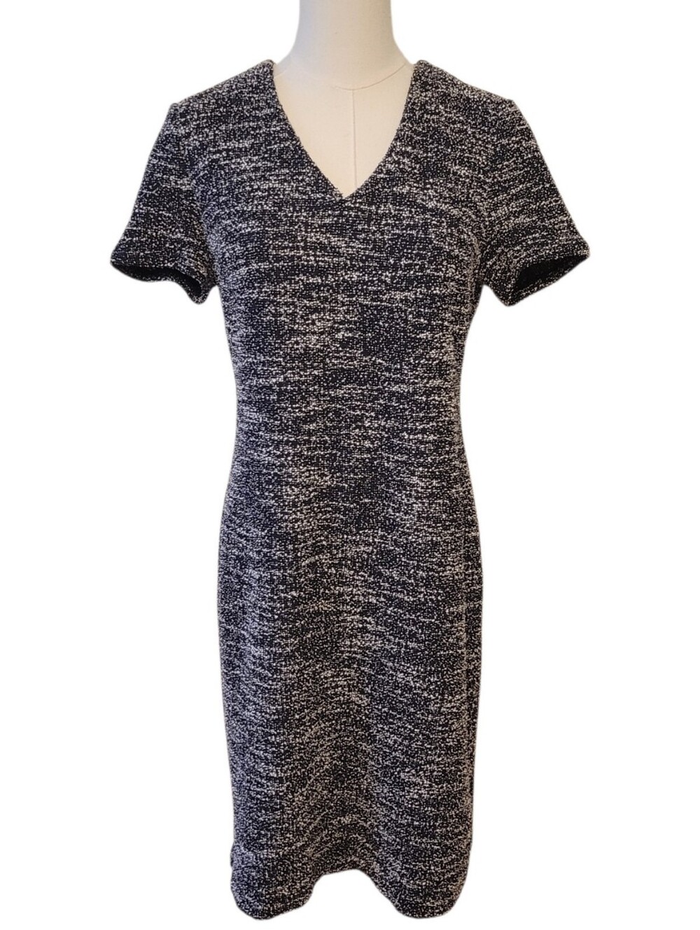 Banana Republic Black & White Tweed Sheath Dress Size 6